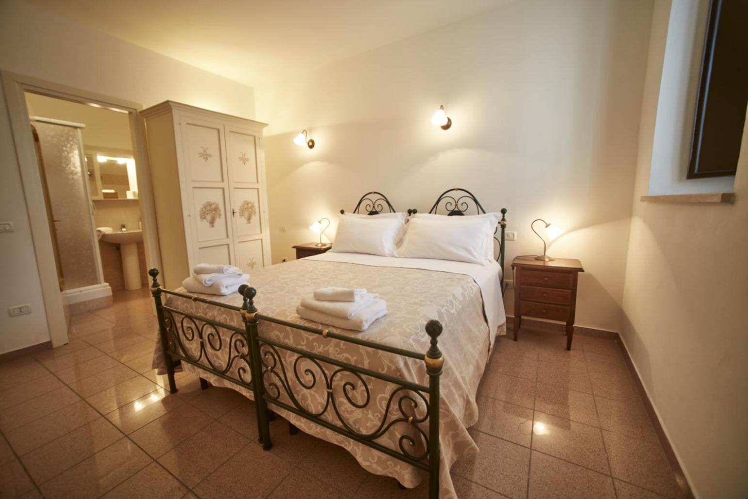 Il Monastero Di Bevagna Bed & Breakfast Bagian luar foto