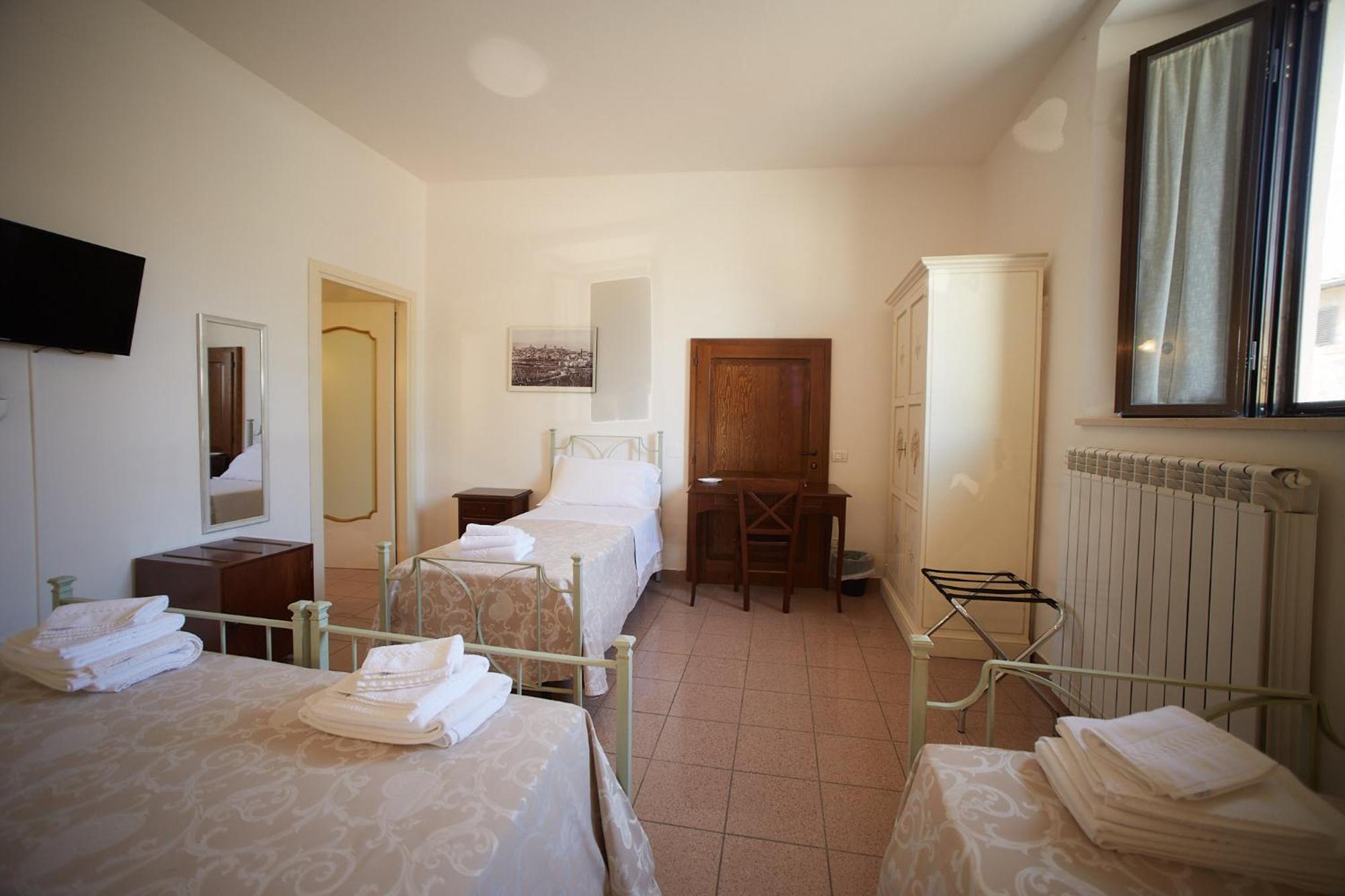 Il Monastero Di Bevagna Bed & Breakfast Bagian luar foto