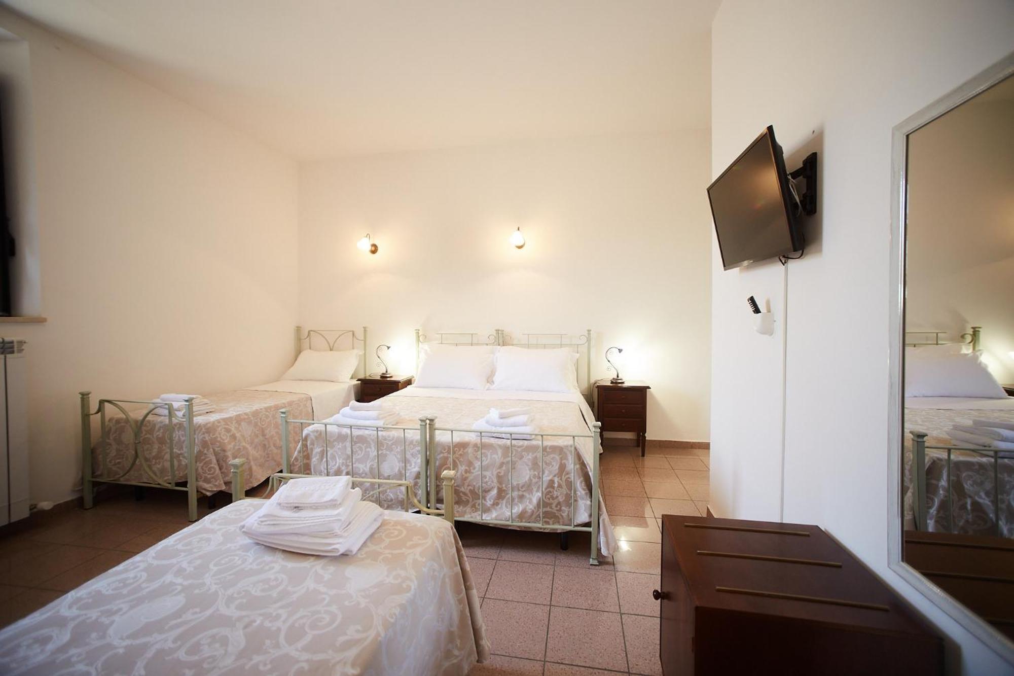 Il Monastero Di Bevagna Bed & Breakfast Bagian luar foto