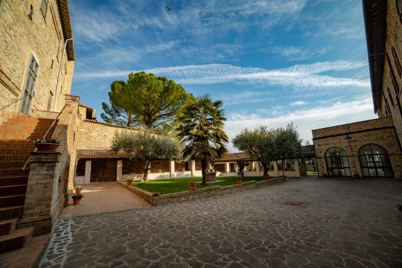 Il Monastero Di Bevagna Bed & Breakfast Bagian luar foto